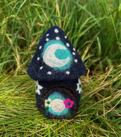 Pre-Order Tiny Felt Luna Home (Ships around end of June)