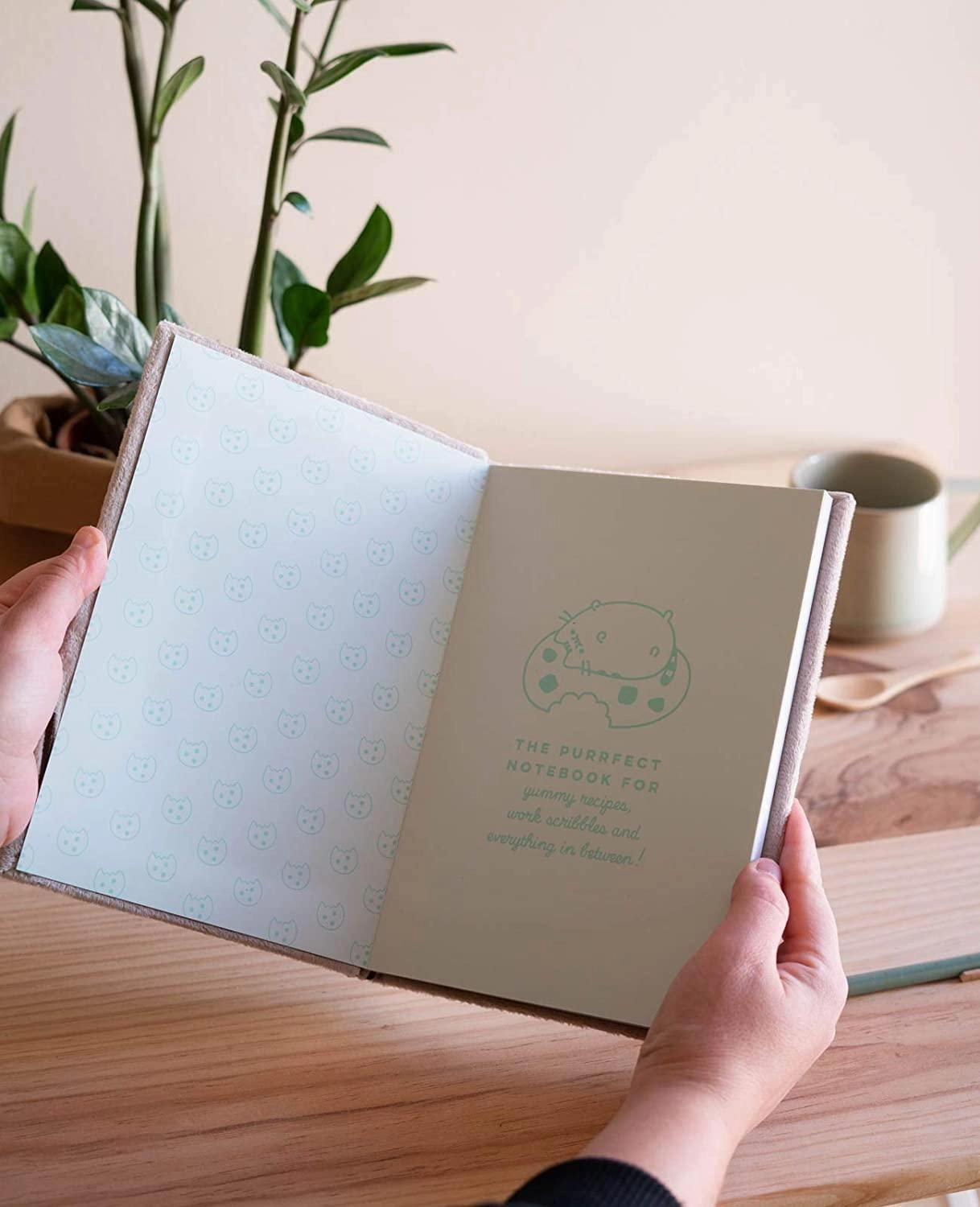 Pusheen Foodie Collection A5 Plush Notebook
