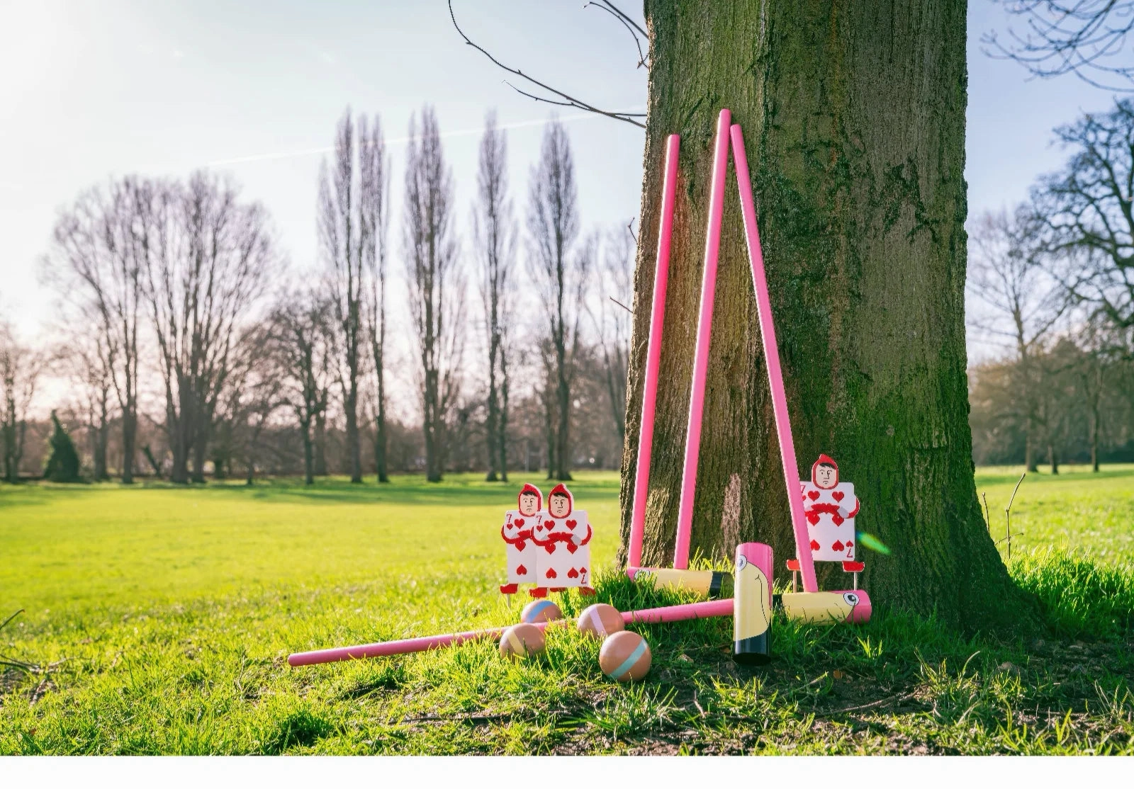 Queen of Hearts Flamingo Luxury Croquet Set