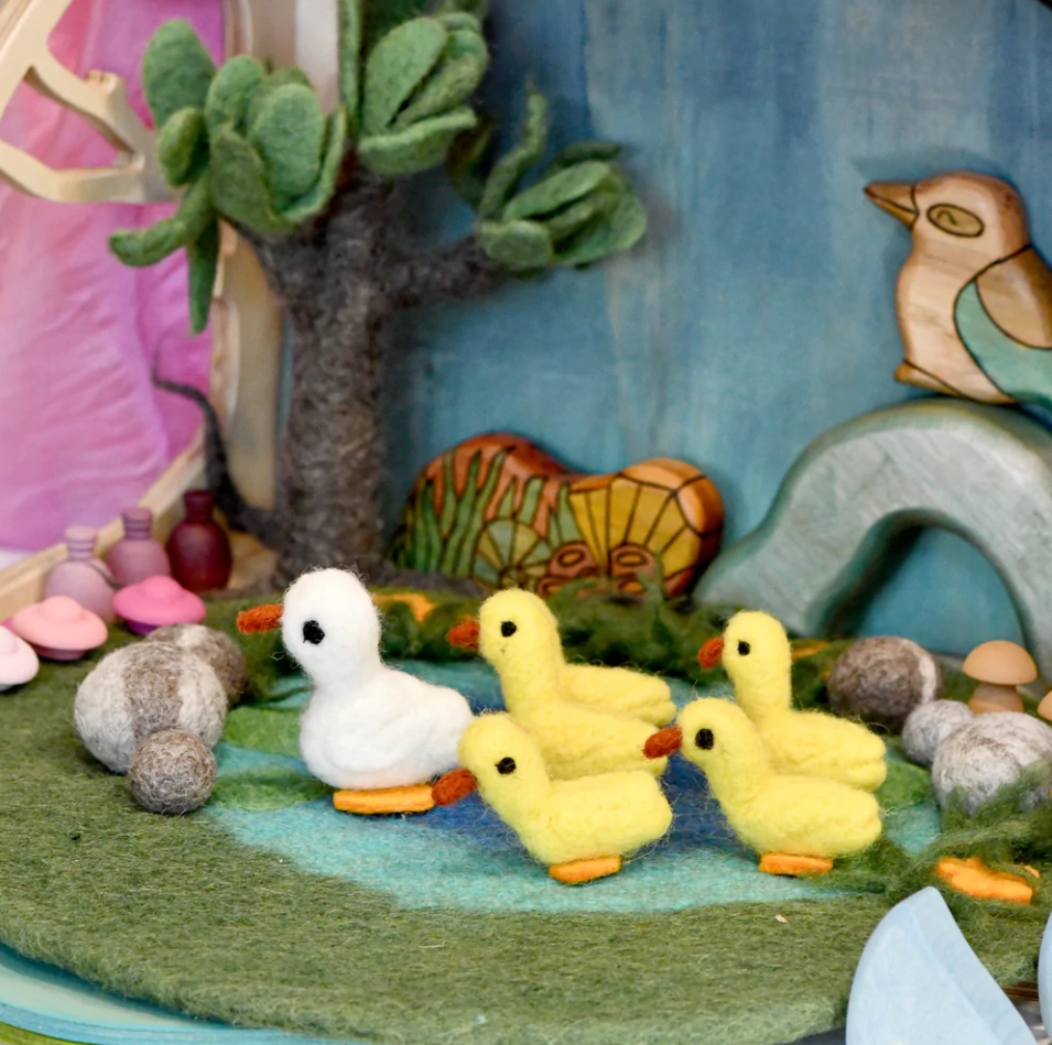 Sale Duck Pond with 6 Ducks Play Mat Playscape