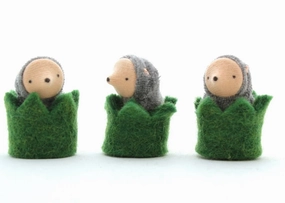 Sale Fairyshadow Little Critter in a Hedge Cozy, Gray Mole