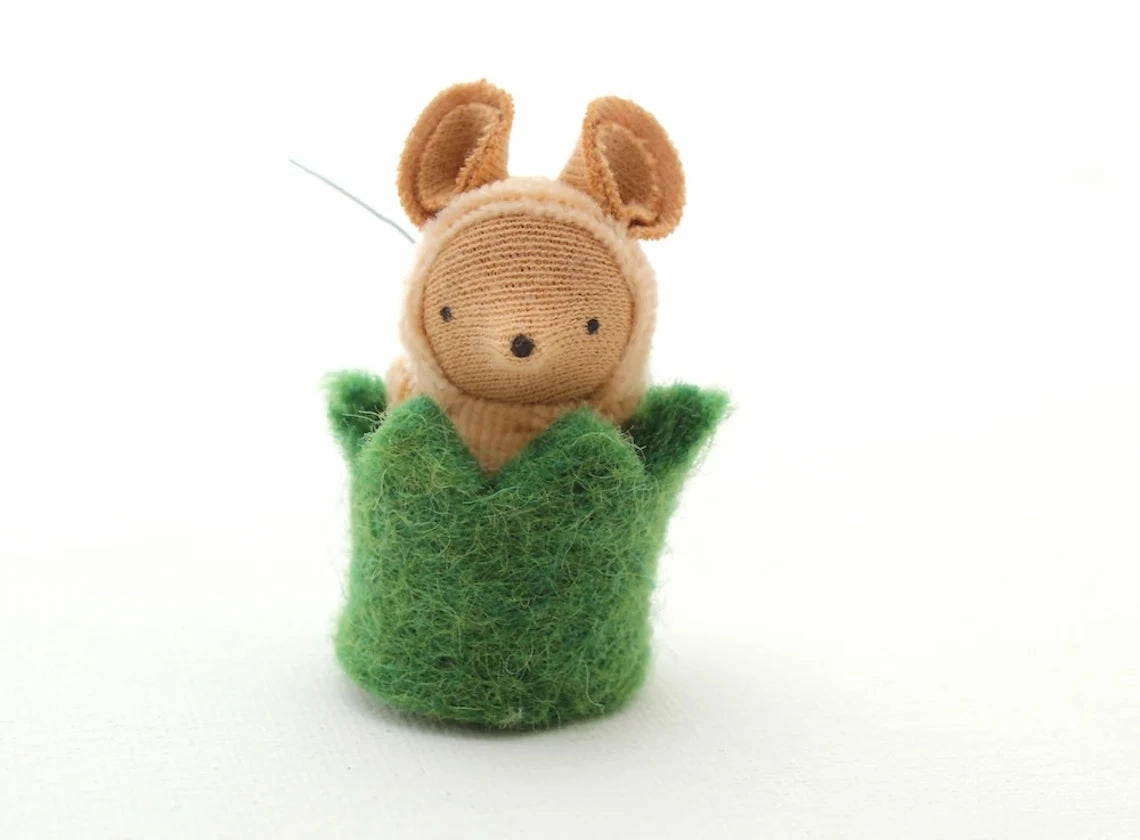 Sale Fairyshadow Little Critter in a Hedge Cozy, Tan Mouse