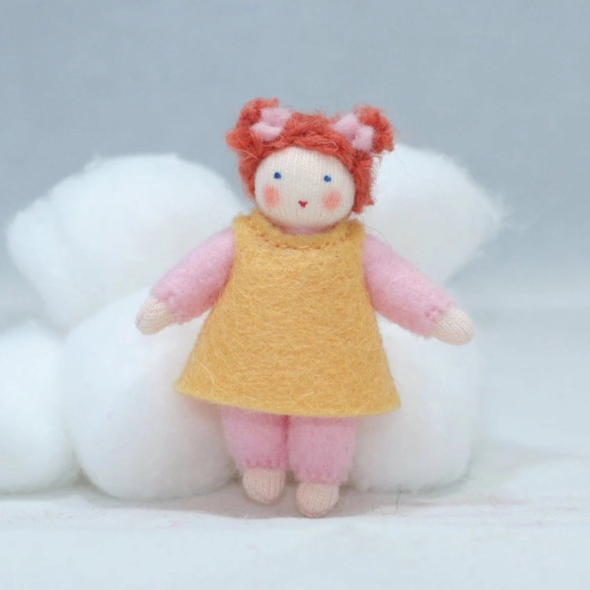Sale Holiday Helper, Ginger Hair, Fair Skin Tone