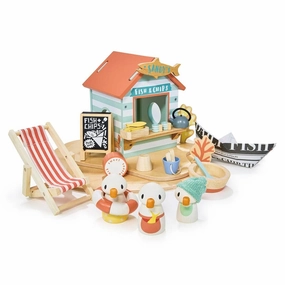 Sandy's Wooden Beach Hut