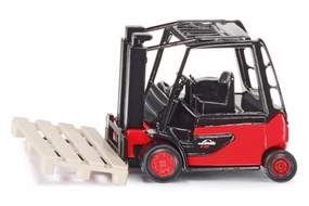 Small Diecast Forklift