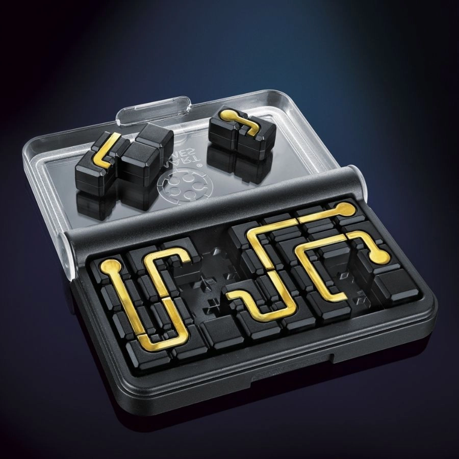 Smart Games - IQ Circuit Puzzle Game