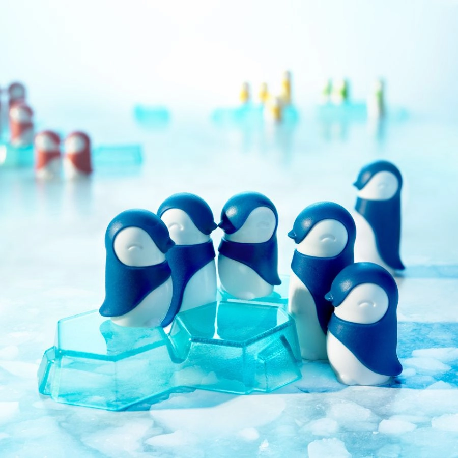 Smart Games - Penguins Huddle Up Board Game