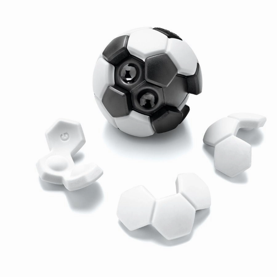 Smart Games - Plug & Play Ball Puzzle Game