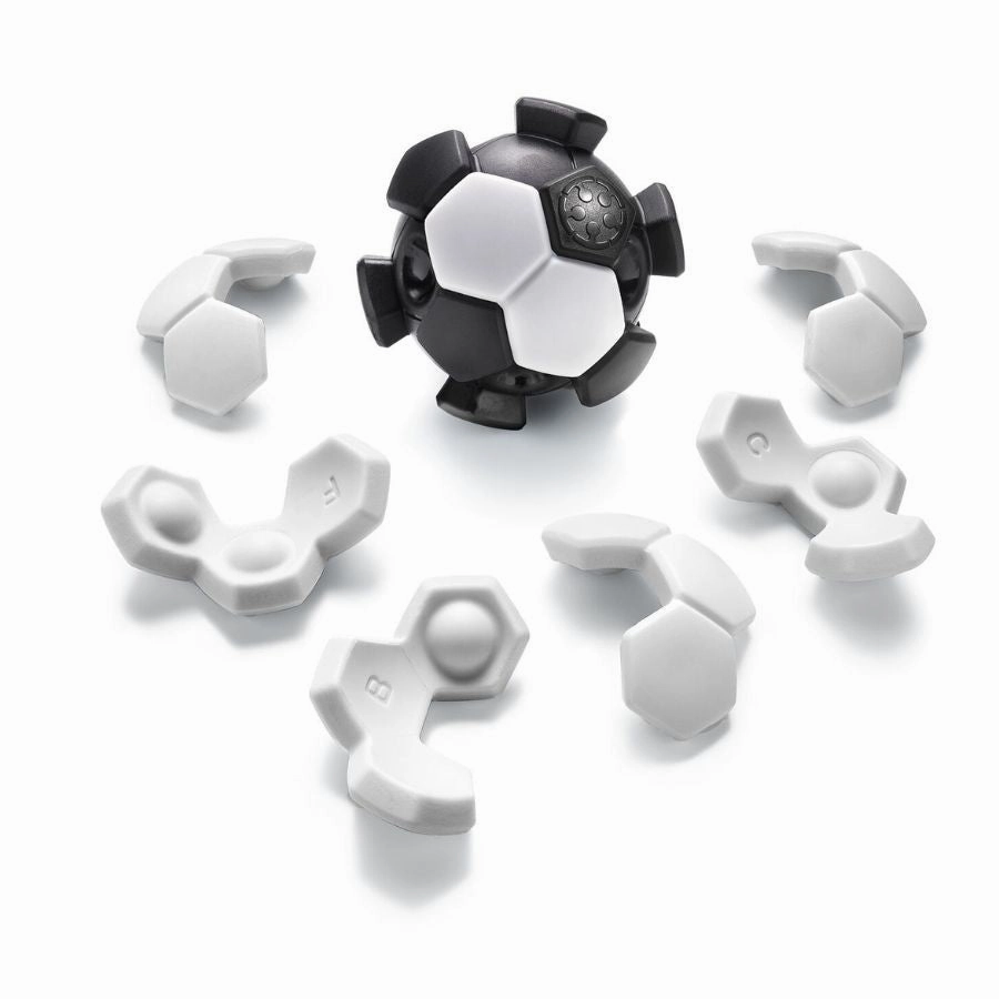 Smart Games - Plug & Play Ball Puzzle Game