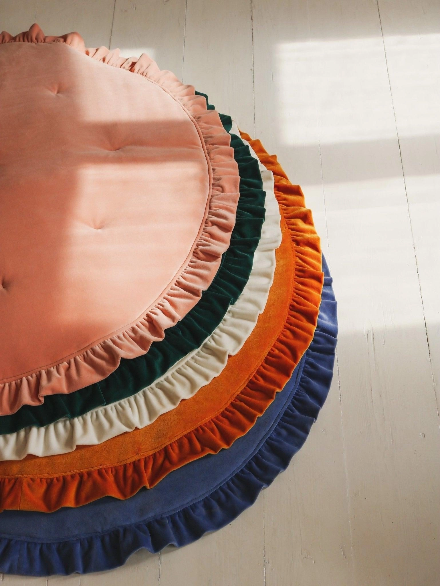 Soft Velvet Apricot Mat with Frill