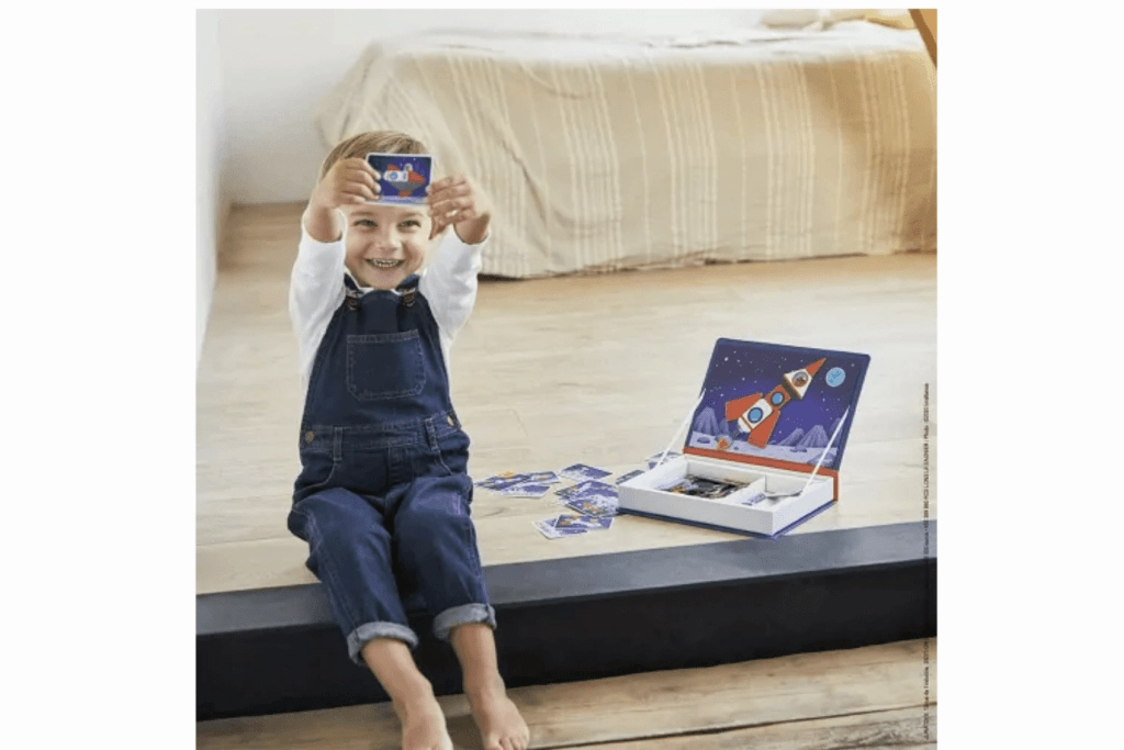 Space Magneti'book