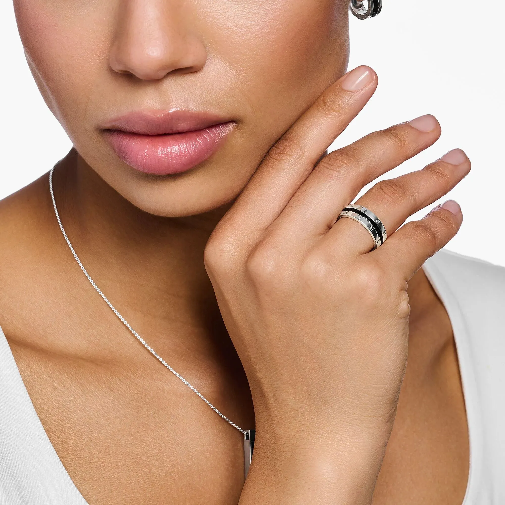Thomas Sabo Womens Rings Heritage Black Wide Band Ring