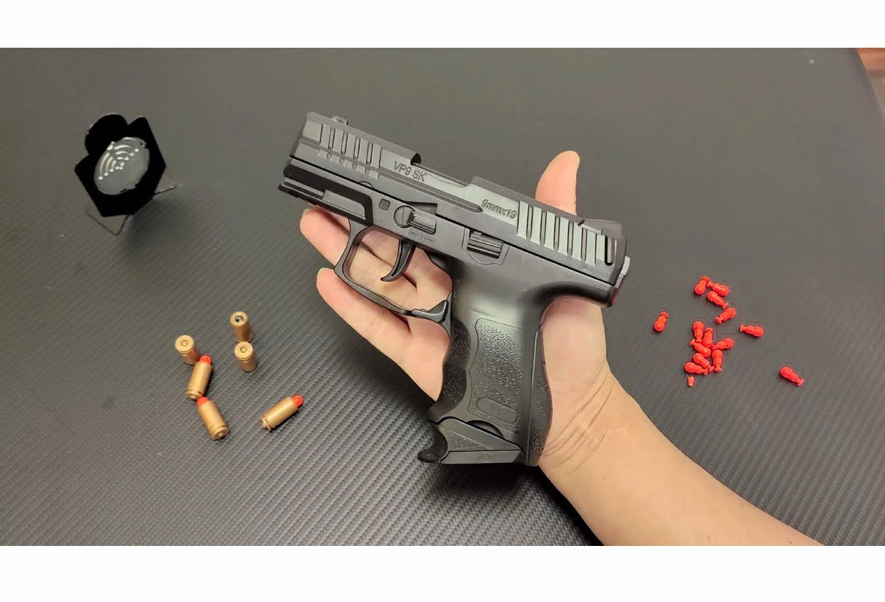 VP9-SK Semi-Automatic Mechanical Burst Toy Pistol