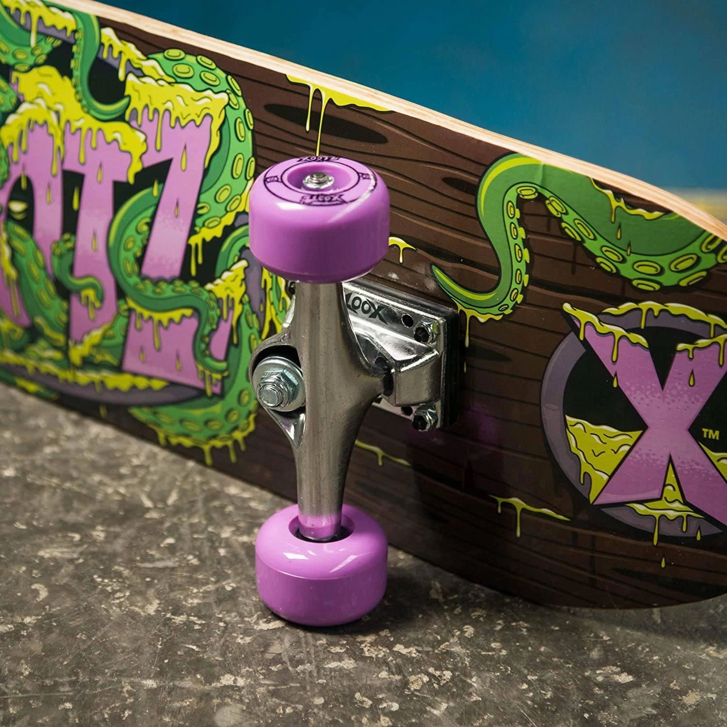 XOOTZ TY5760 Double Kick Double Kick, 31-Inch, Trick Skateboard